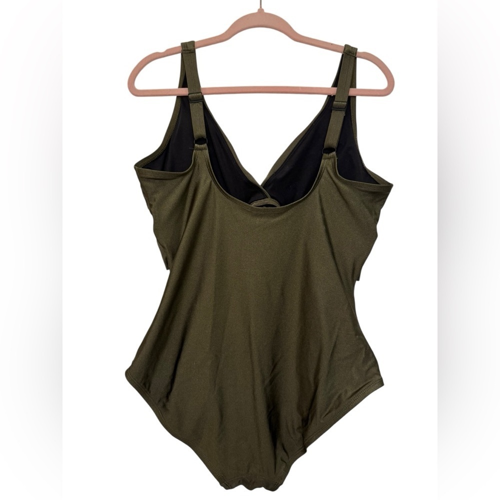 DKNY Twist Front 1 pc Swimsuit - Picture 5 of 9